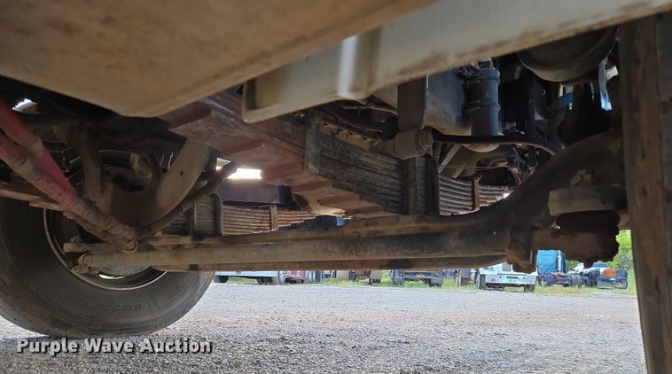 image for item EU3774 2007 Freightliner M2 vacuum truck