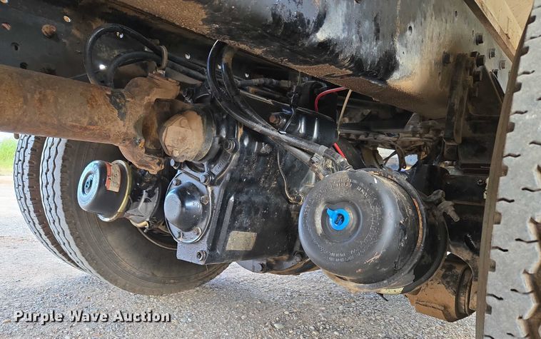 image for item EU3774 2007 Freightliner M2 vacuum truck