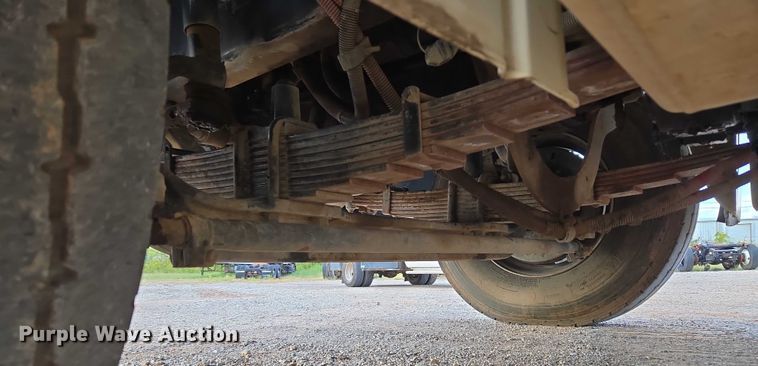 image for item EU3774 2007 Freightliner M2 vacuum truck