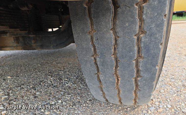 image for item EU3774 2007 Freightliner M2 vacuum truck