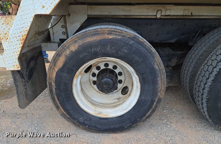 image for item EU3774 2007 Freightliner M2 vacuum truck