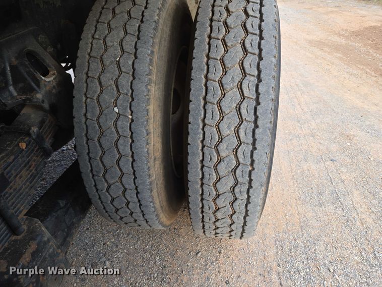 image for item EU3774 2007 Freightliner M2 vacuum truck