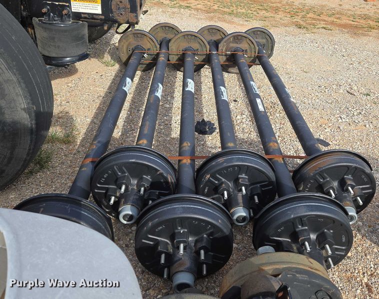 image for item EU3776 (6) trailer axles