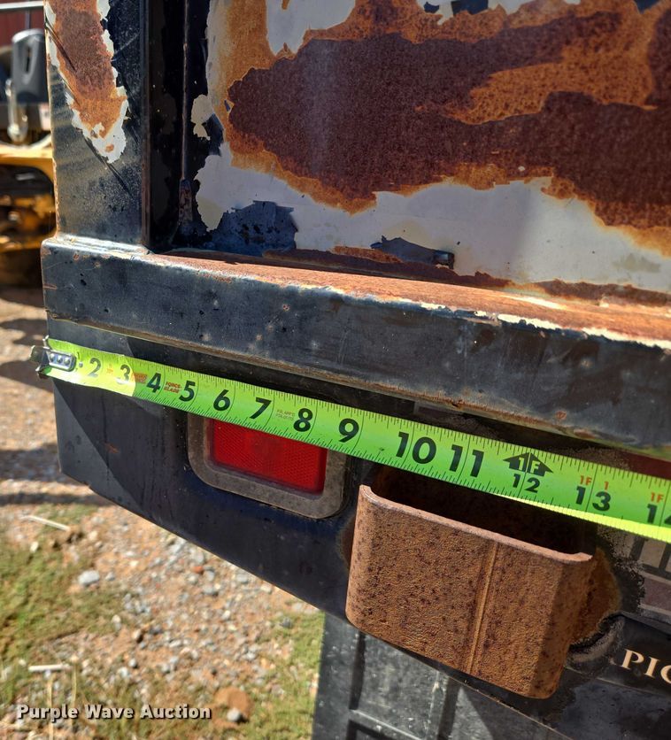 image for item EU3830 Rugby HR-520 dump bed