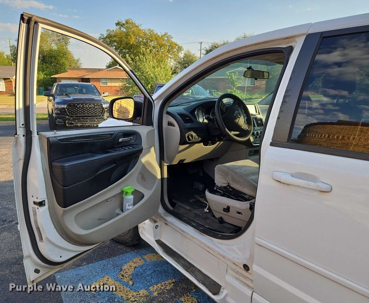 image for item EU3832 2017 Dodge Grand Caravan handicap accessible van