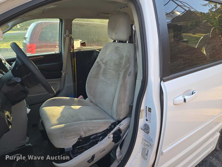 image for item EU3832 2017 Dodge Grand Caravan handicap accessible van