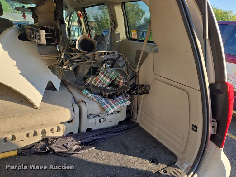 image for item EU3832 2017 Dodge Grand Caravan handicap accessible van