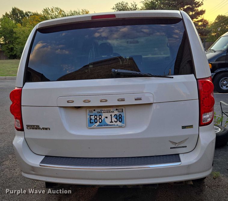 image for item EU3833 2017 Dodge Grand Caravan handicap accessible van