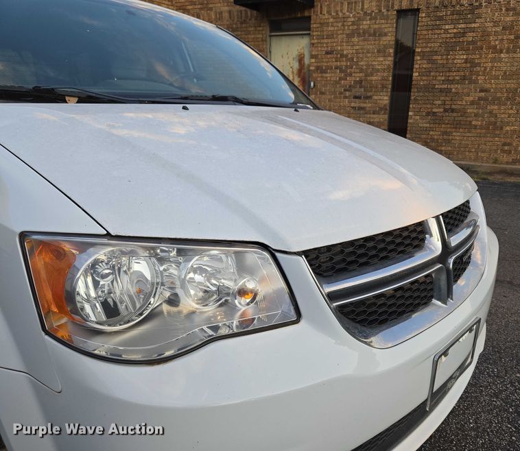 image for item EU3833 2017 Dodge Grand Caravan handicap accessible van