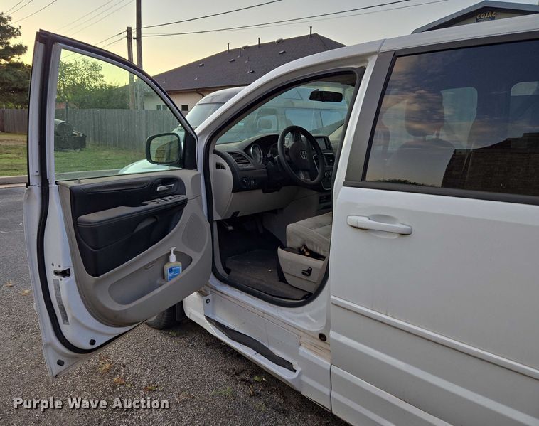 image for item EU3833 2017 Dodge Grand Caravan handicap accessible van