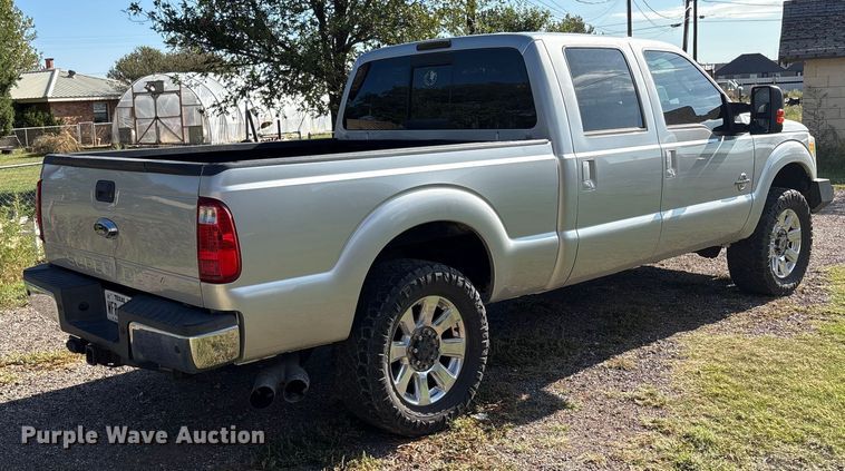 image for item EU4664 2013 Ford F250 Super Duty Crew Cab pickup truck