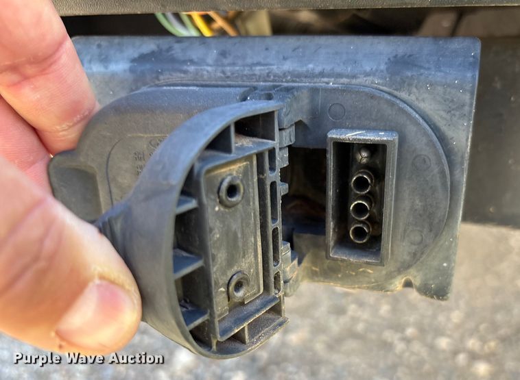 image for item EU4664 2013 Ford F250 Super Duty Crew Cab pickup truck