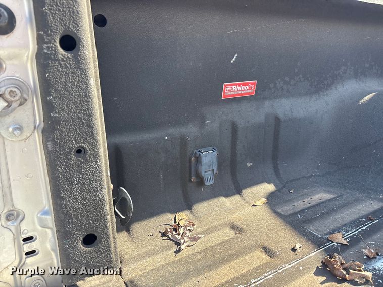 image for item EU4664 2013 Ford F250 Super Duty Crew Cab pickup truck