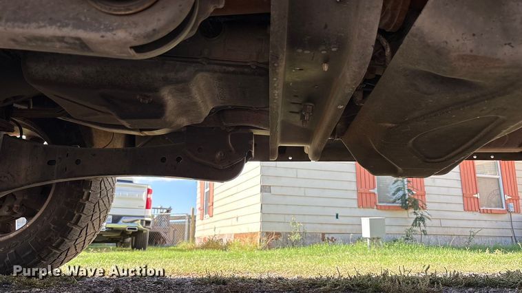 image for item EU4664 2013 Ford F250 Super Duty Crew Cab pickup truck