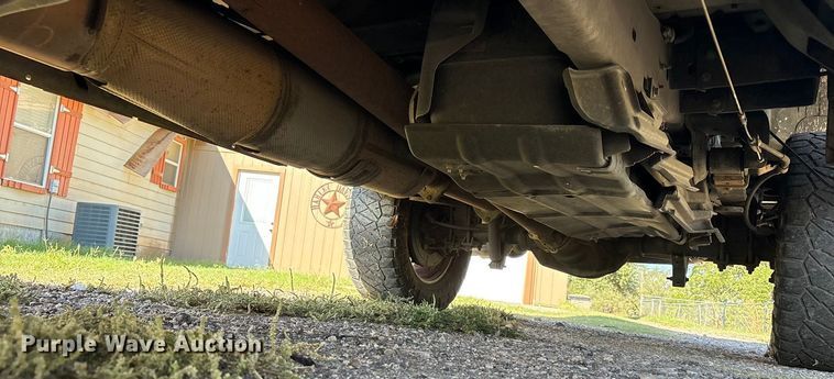 image for item EU4664 2013 Ford F250 Super Duty Crew Cab pickup truck