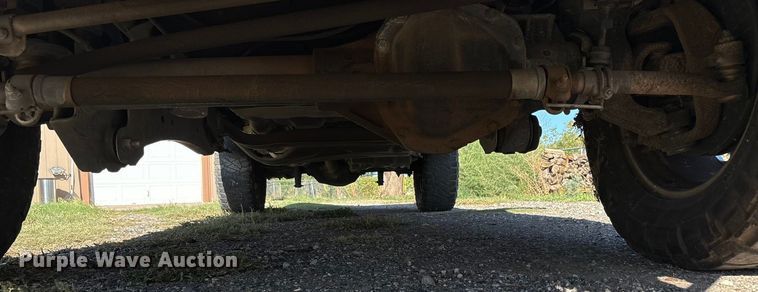 image for item EU4664 2013 Ford F250 Super Duty Crew Cab pickup truck