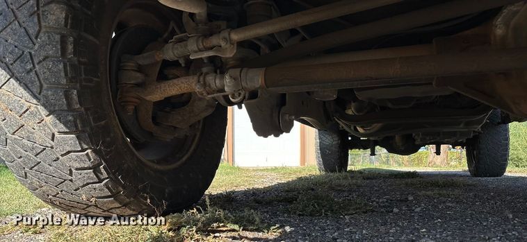 image for item EU4664 2013 Ford F250 Super Duty Crew Cab pickup truck