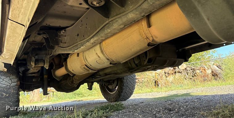 image for item EU4664 2013 Ford F250 Super Duty Crew Cab pickup truck