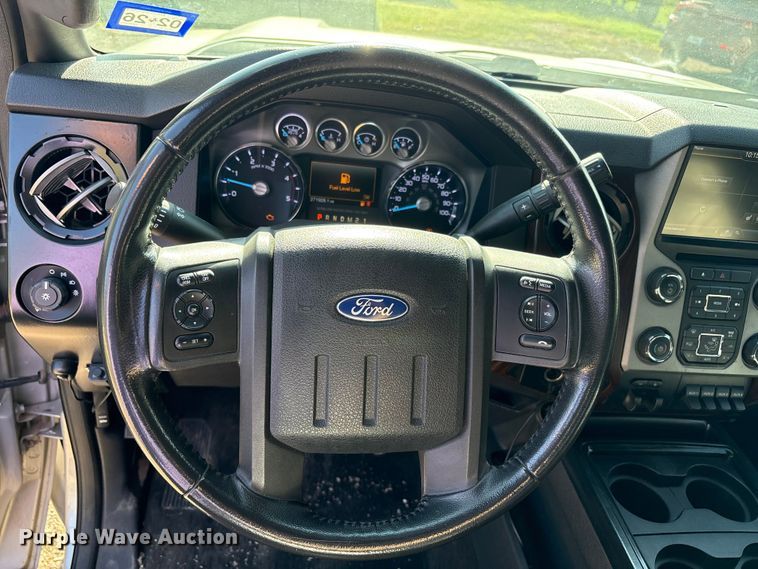 image for item EU4664 2013 Ford F250 Super Duty Crew Cab pickup truck