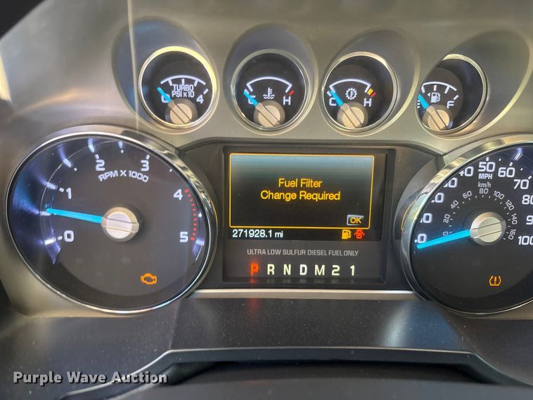 image for item EU4664 2013 Ford F250 Super Duty Crew Cab pickup truck