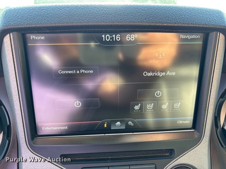 image for item EU4664 2013 Ford F250 Super Duty Crew Cab pickup truck