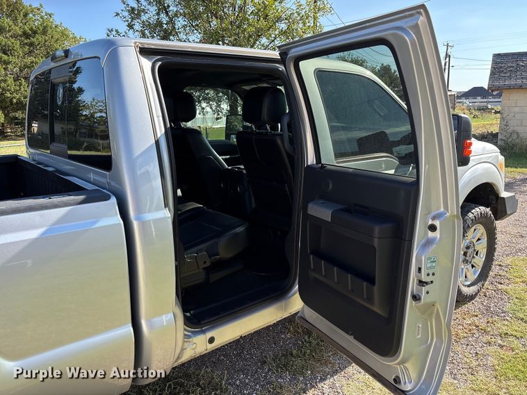 image for item EU4664 2013 Ford F250 Super Duty Crew Cab pickup truck