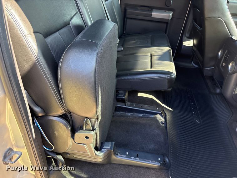 image for item EU4664 2013 Ford F250 Super Duty Crew Cab pickup truck