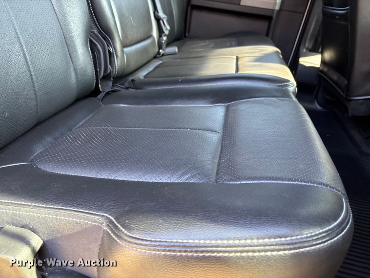 image for item EU4664 2013 Ford F250 Super Duty Crew Cab pickup truck