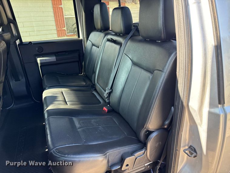 image for item EU4664 2013 Ford F250 Super Duty Crew Cab pickup truck