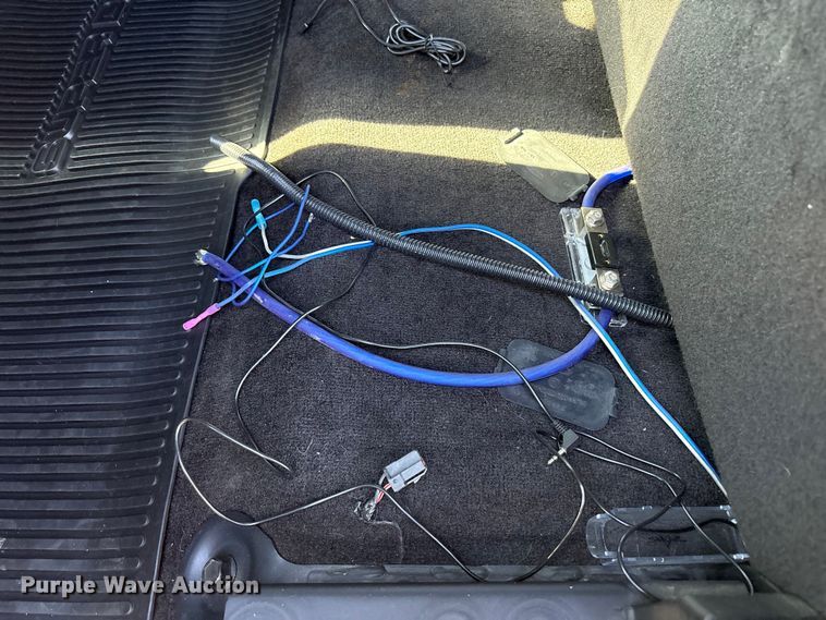 image for item EU4664 2013 Ford F250 Super Duty Crew Cab pickup truck