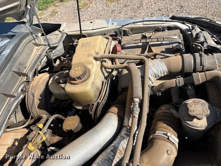 image for item EU4664 2013 Ford F250 Super Duty Crew Cab pickup truck