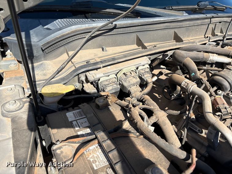 image for item EU4664 2013 Ford F250 Super Duty Crew Cab pickup truck