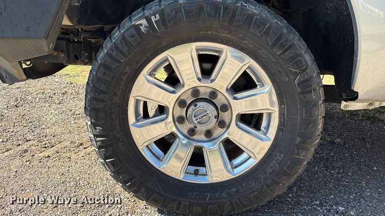 image for item EU4664 2013 Ford F250 Super Duty Crew Cab pickup truck