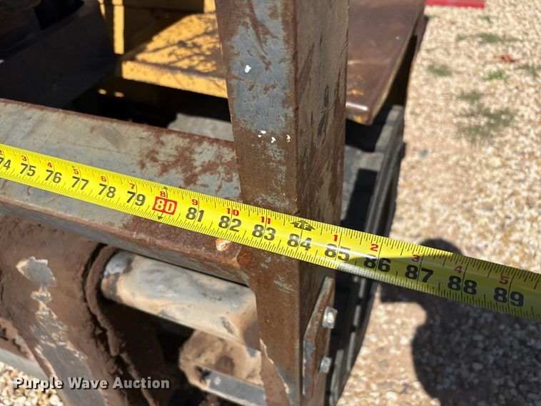 image for item EU4667 Caterpillar DP70 forklift