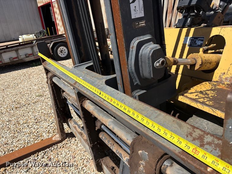 image for item EU4667 Caterpillar DP70 forklift