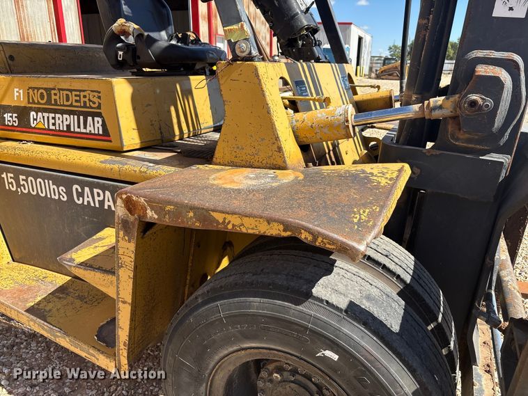 image for item EU4667 Caterpillar DP70 forklift