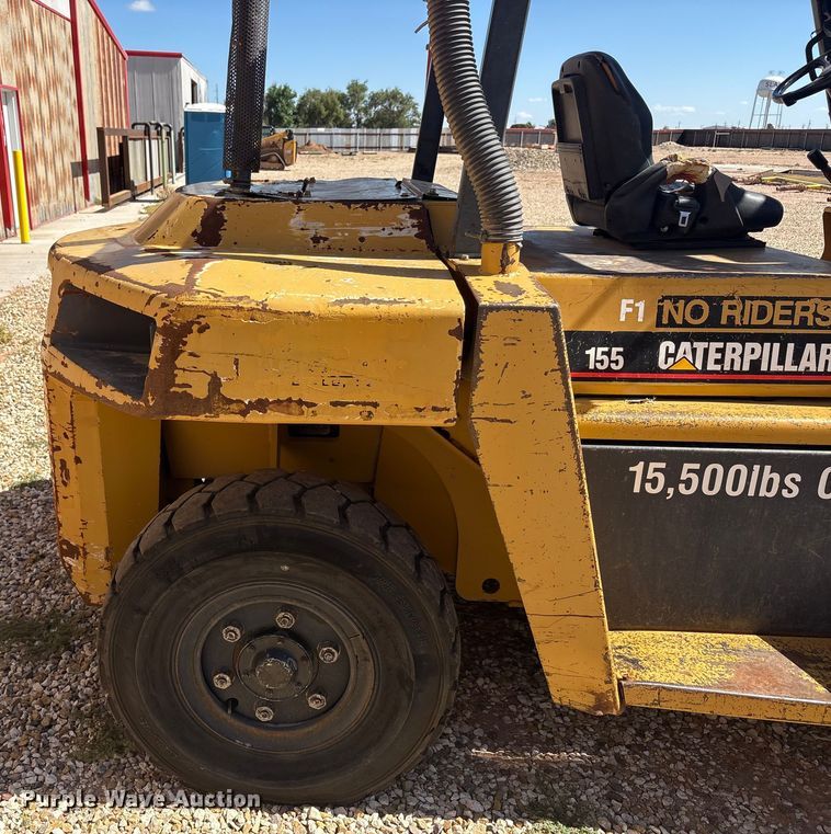 image for item EU4667 Caterpillar DP70 forklift