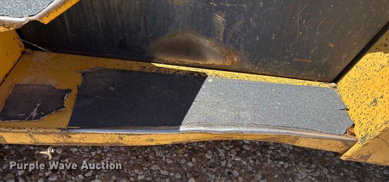 image for item EU4667 Caterpillar DP70 forklift