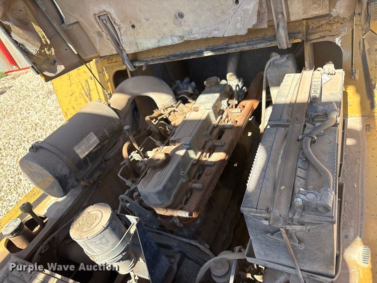 image for item EU4667 Caterpillar DP70 forklift