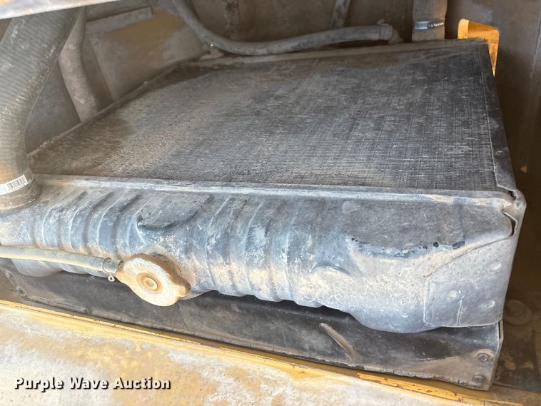 image for item EU4667 Caterpillar DP70 forklift