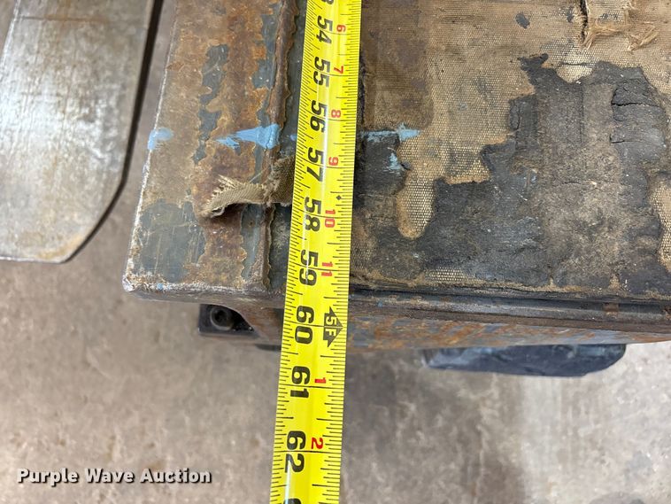 image for item EU4669 Combilift C6000 forklift