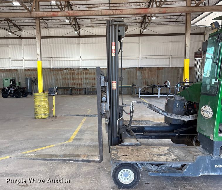image for item EU4669 Combilift C6000 forklift
