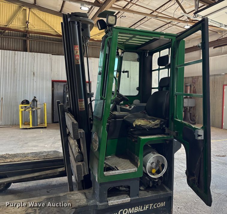 image for item EU4669 Combilift C6000 forklift