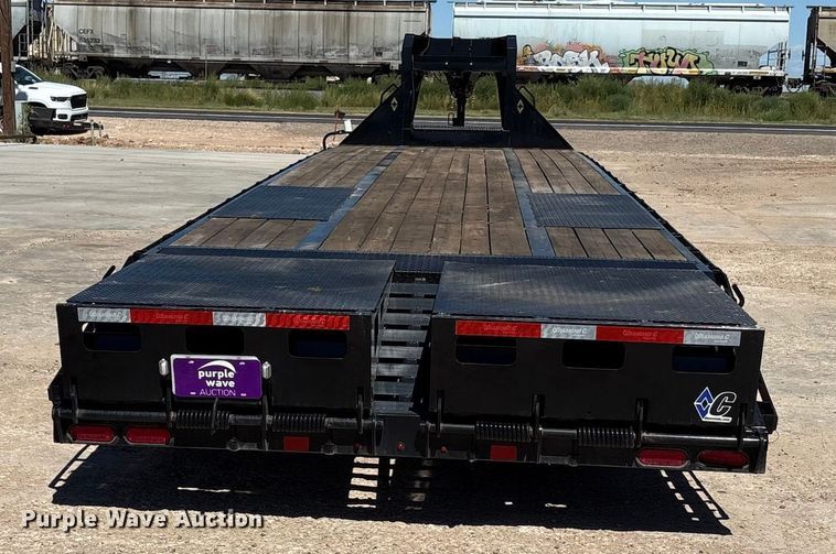 image for item EU4670 2023 Diamond C equipment trailer