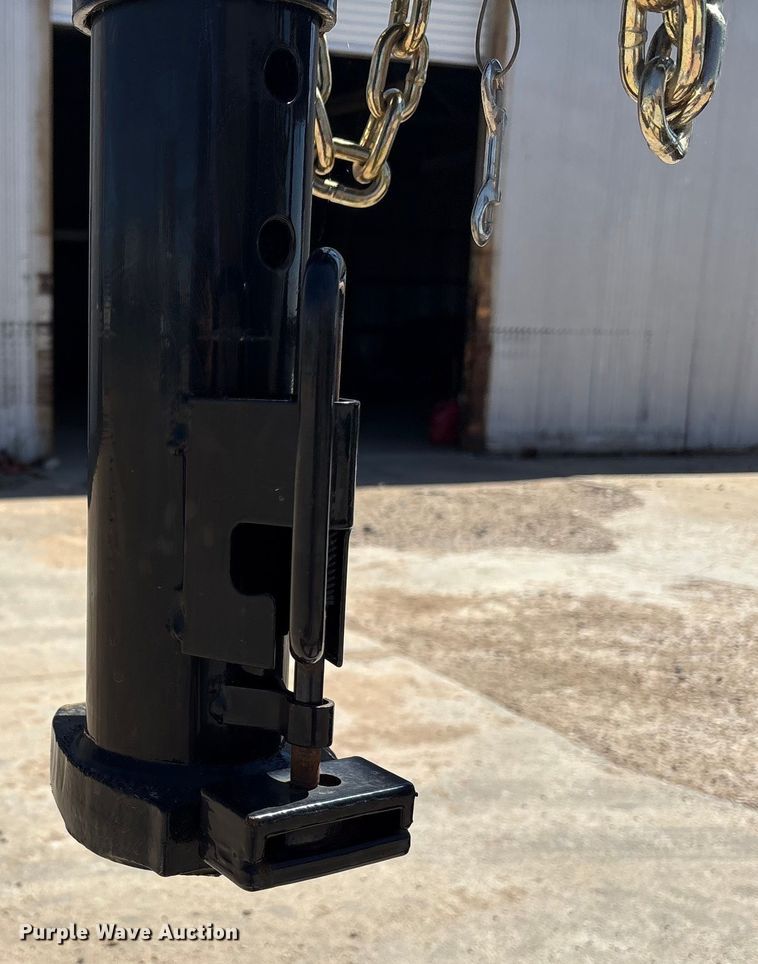 image for item EU4670 2023 Diamond C equipment trailer