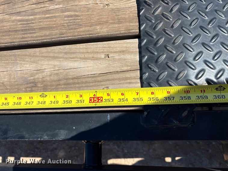 image for item EU4670 2023 Diamond C equipment trailer