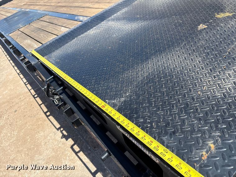 image for item EU4670 2023 Diamond C equipment trailer