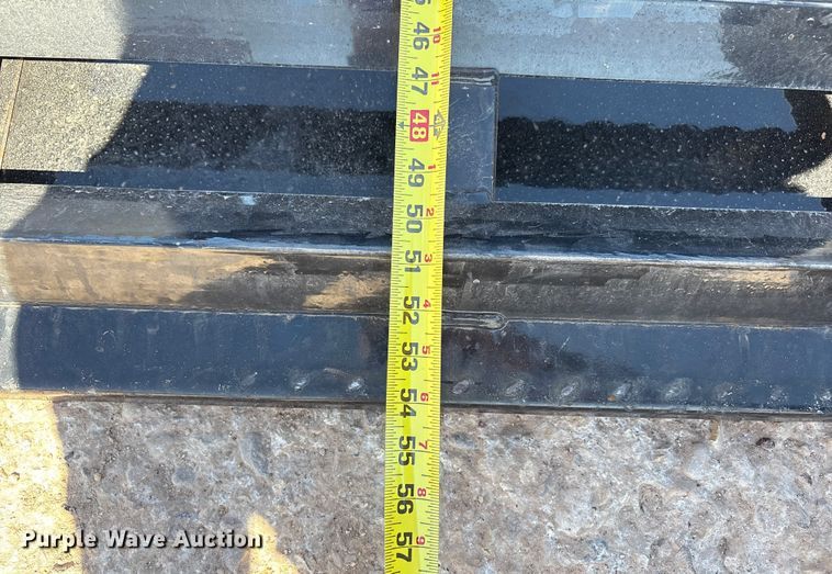 image for item EU4670 2023 Diamond C equipment trailer