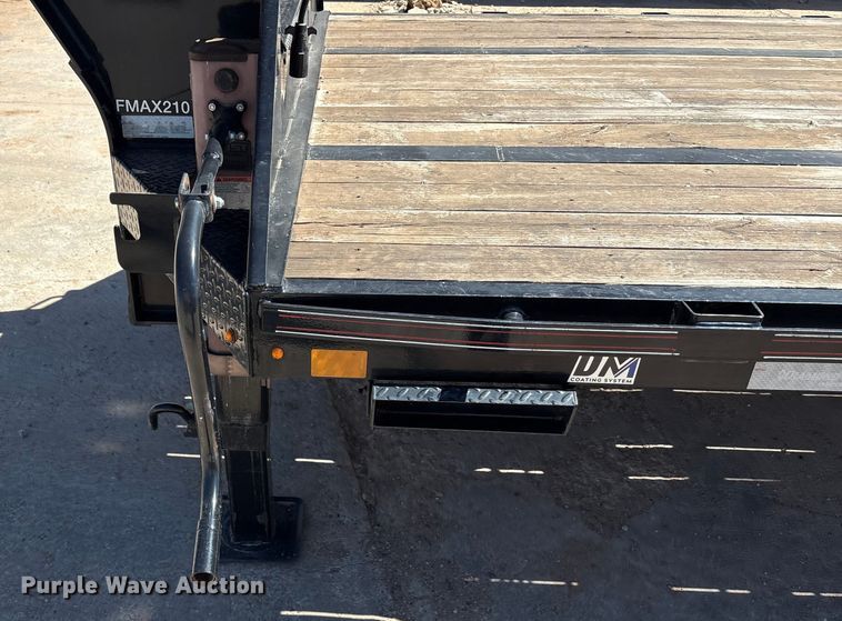 image for item EU4670 2023 Diamond C equipment trailer