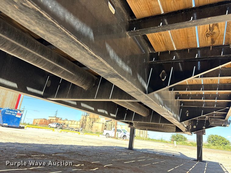 image for item EU4670 2023 Diamond C equipment trailer